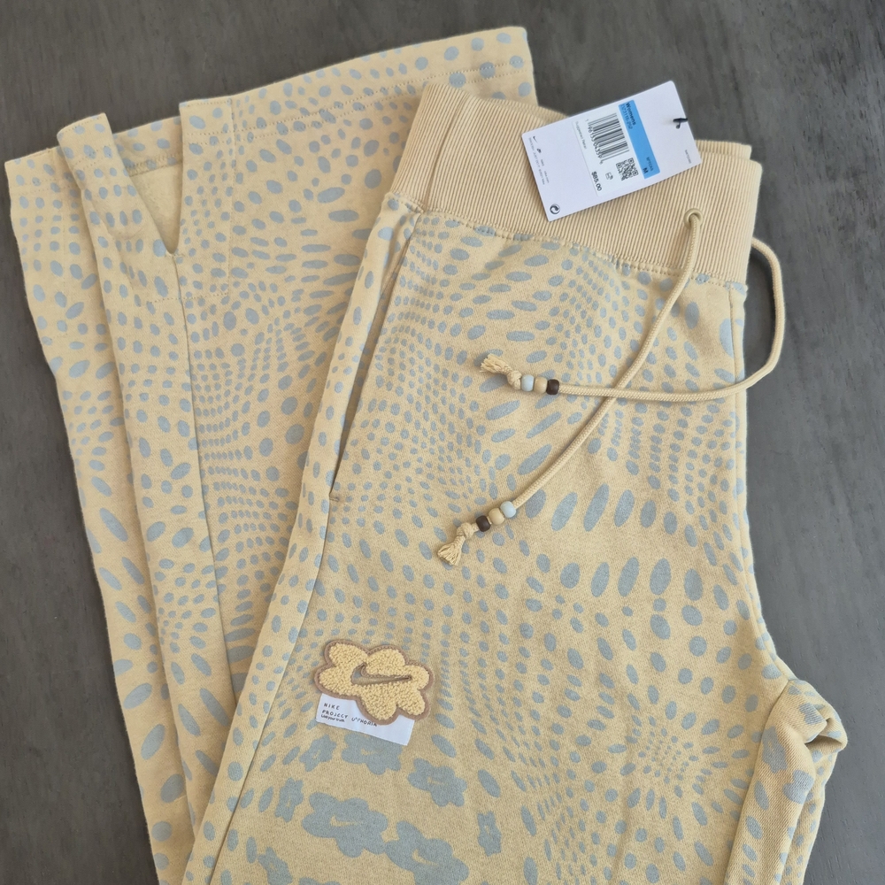 New Women's Nike Project Uphoria Beige and Gray Sweatpants Wide Leg Pants
